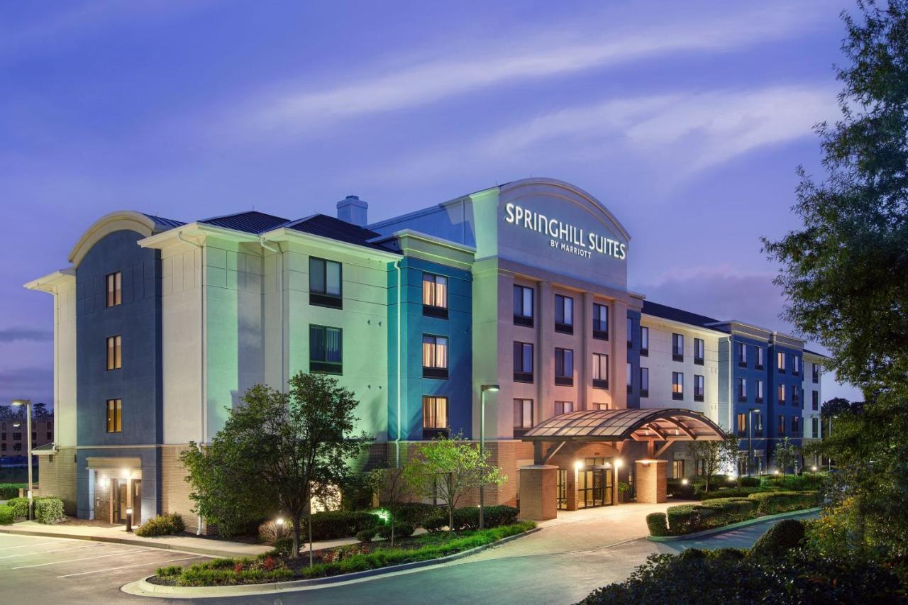 Hotel Springhill Richmond Northwest 3*