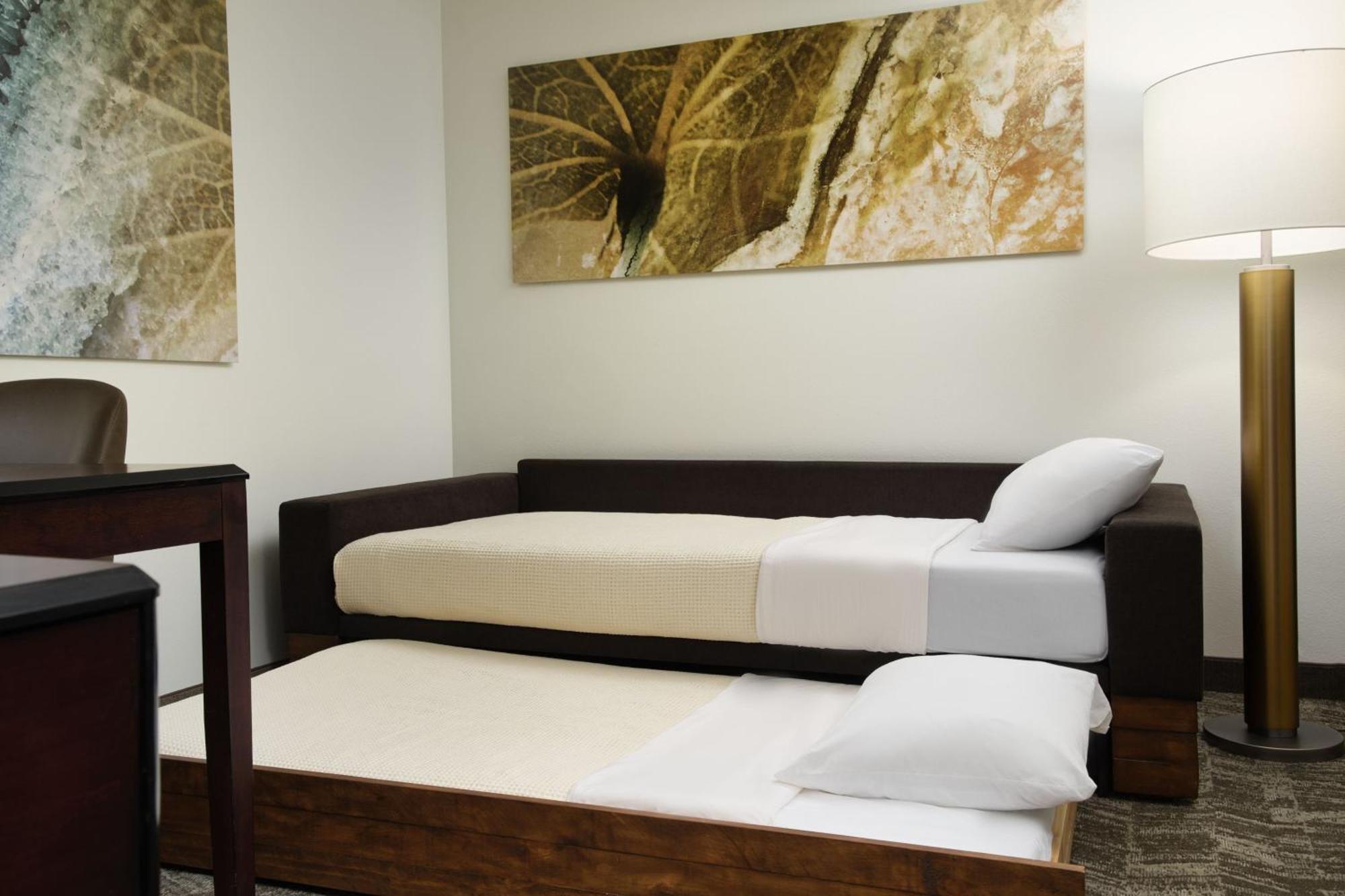 Springhill Richmond Northwest Hotel 3*
